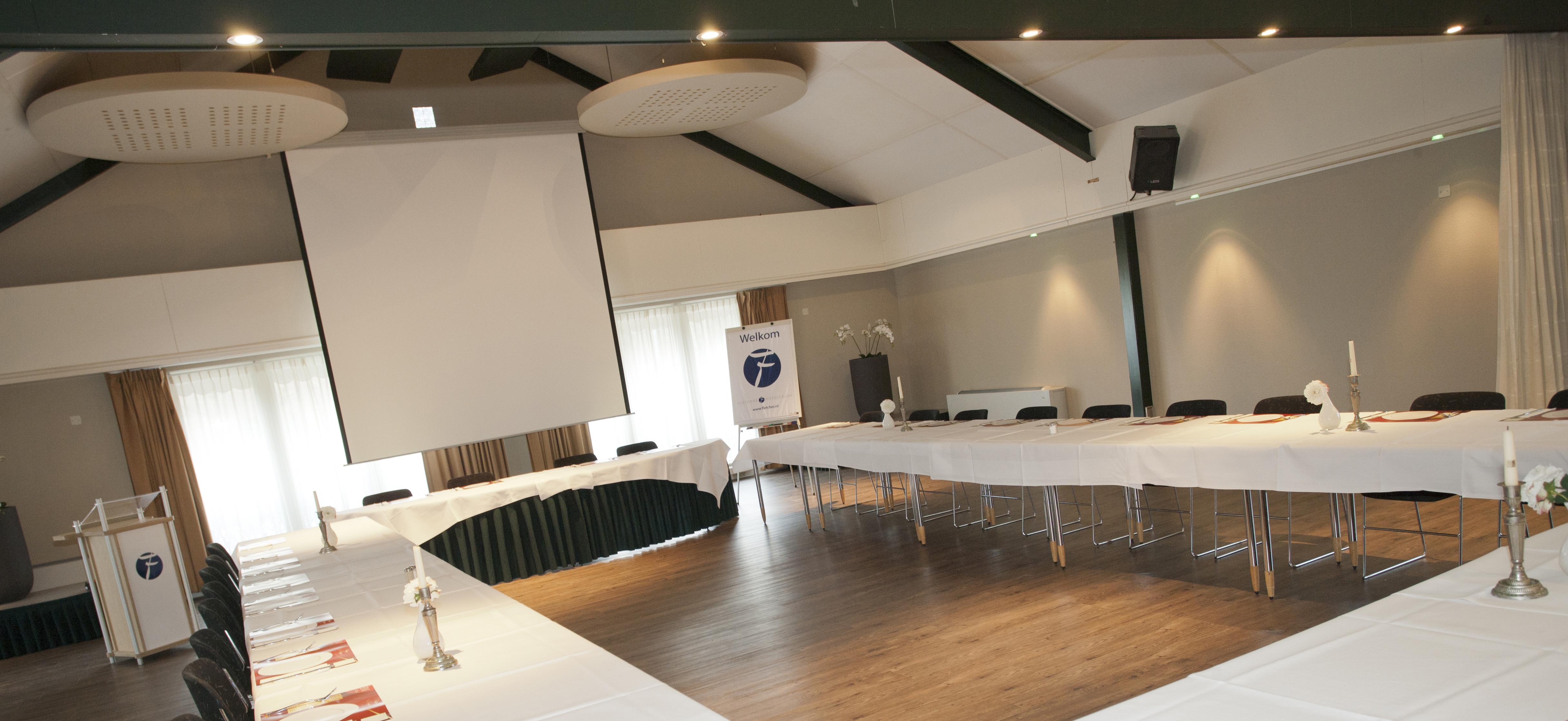 Fletcher Hotel Restaurant Heidehof Heerenveen Esterno foto