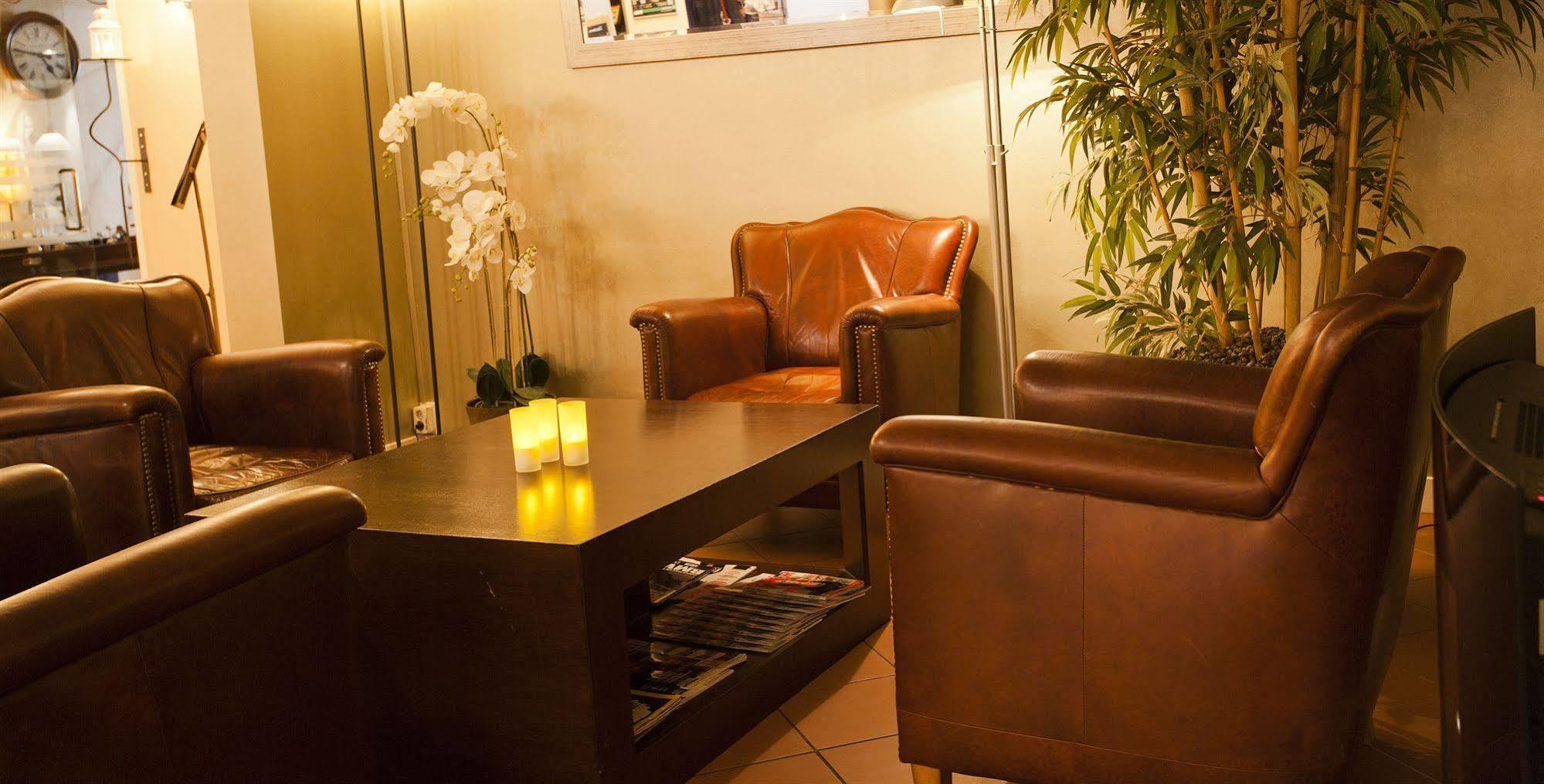 Fletcher Hotel Restaurant Heidehof Heerenveen Esterno foto