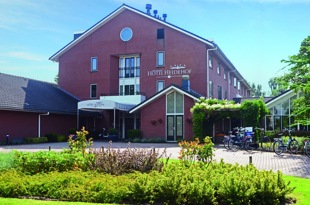 Fletcher Hotel Restaurant Heidehof Heerenveen Esterno foto