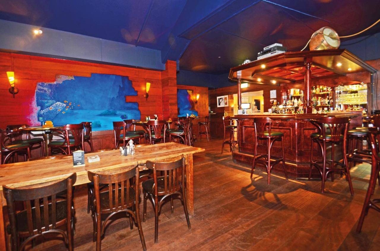 Fletcher Hotel Restaurant Heidehof Heerenveen Esterno foto